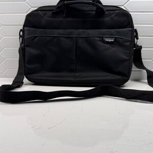 Targus Black Laptop Briefcase with Shoulder Strap